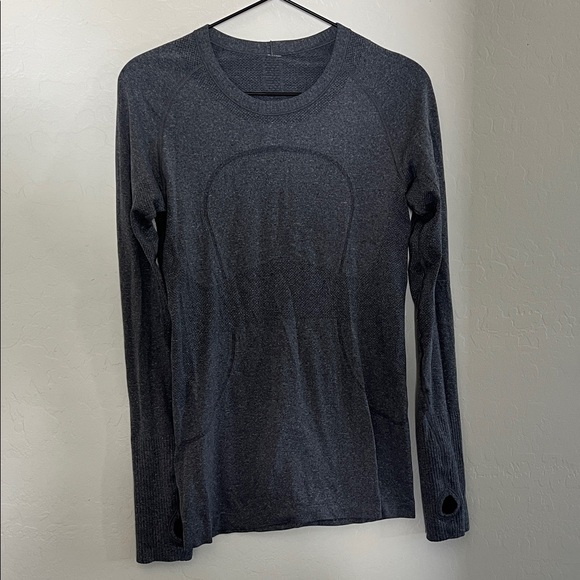 Lululemon run swiftly Long Sleeve - Picture 1 of 4